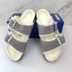 Birkenstock Womens Arizona Shearling Sandals Size 38 / 7 Narrow Fit Faded Purple